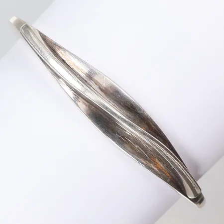 Armring, Ø53mm, bredd 3-10mm, silver Vikt: 26,5 g