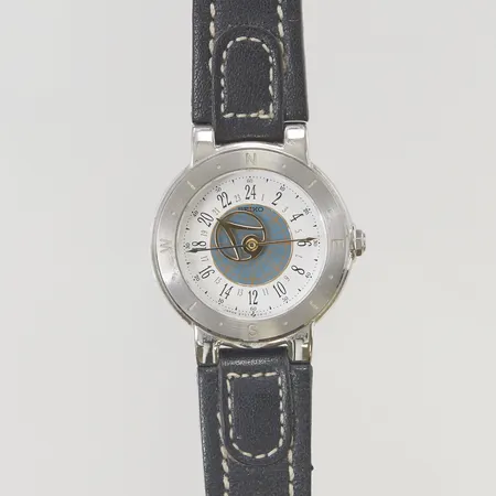 Damur Seiko Levante 2Y07-0A10 , 27mm, stål, quartz, batteribyte krävs.