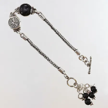 Armband med stenar längd 20cm bredd 3-13mm Silver 925/1000.  Vikt: 21 g