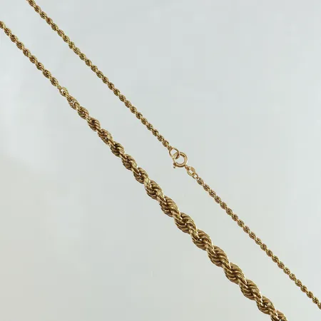 Collier Cordell doserad längd 46cm bredd 1-4mm ihålig bucklig 18K. Vikt: 5,9 g