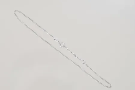 Fotlänk pansar, längd 23-25,5 cm, silver 925/1000  Vikt: 1,9 g