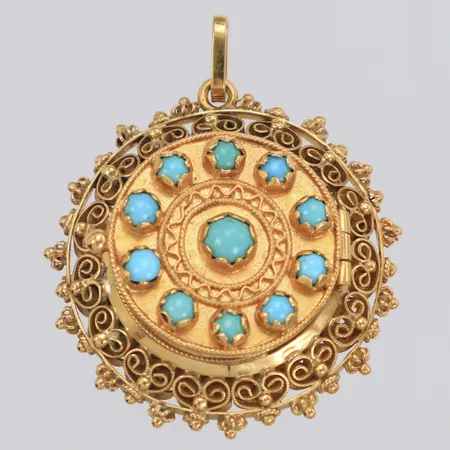 Hänge/brosch med turkosa stenar Ø34mm, genombruten dekor, gravyr, 18K Vikt: 17,8 g