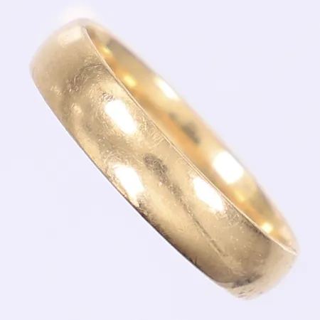 Ring slät stl:20½ bredd 5mm tillv. Schalins, gravyr, 18K Vikt: 6,4 g