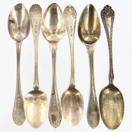 6 Dessertskedar längd 14cm, 830/1000 silver Vikt: 90,3 g