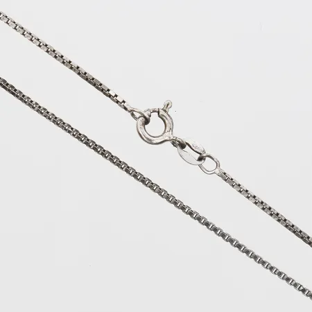 Kedja Venezia längd 45,5cm, bredd 1mm, silver 925/1000. Vikt: 3,5 g