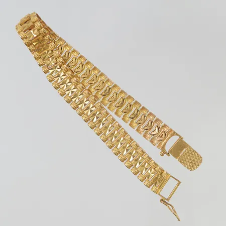 Armband 19,5cm bredd 11mm 22K 32,2g.