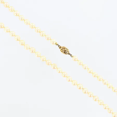 Pärlcollier odlade pärlor Ø6mm, längd: ca71cm, 95 pärlor, dobbar i metall, lås i 18K Vikt: 0 g