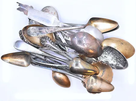 Diverse silver bestick, silver 830/1000. Vikt: 288 g