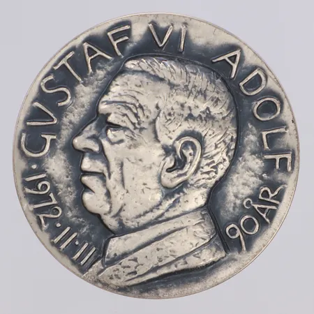 Minnesmynt, Gustaf Adolf 90 år, nr 0315/1500, år 1972, äkthetsintyg, etui, 999/1000 silver Vikt: 69,4 g