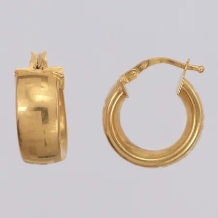 Örhängen med mönsterdekor Ø17mm, bredd 7mm, 18K Vikt: 3 g