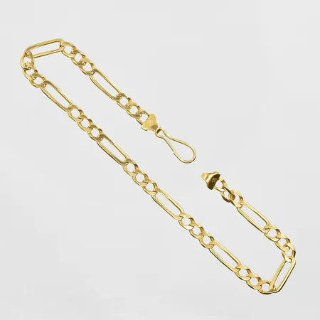 Armband Figaro längd 23½ cm, bredd 5 mm, 21K. Vikt: 10,3 g