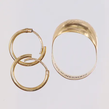 Diverse guld, defekt, 18K Vikt: 2,7 g
