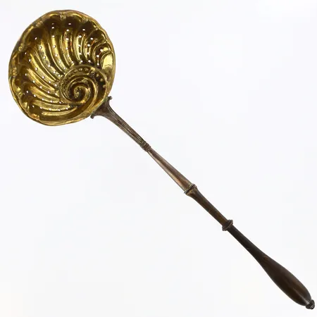 1 Ströare längd ca 22,5cm, handtag i trä, 830/1000 silver Vikt: 28,6 g