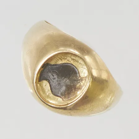 Ring stl:18½ bredd 13mm saknar sten 18K 5,7g.