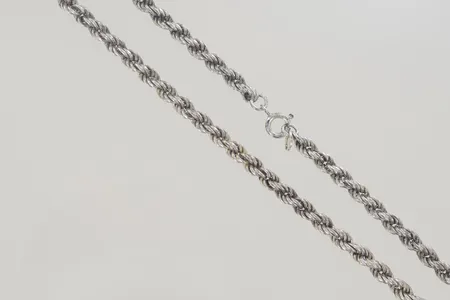 Halskedja cordell längd 44 cm bredd 4,5 mm, silver 925/1000 Vikt: 13,4 g