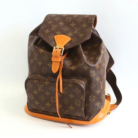 Ryggsäck Louis Vuitton monogram, Montsorius, Datecode SP1929, år 1999, fläckar under, bruksslitage, inga tillbehör