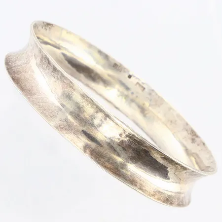 Armring hamrad Ø70mm, bredd:13mm, 925/1000 Silver Vikt: 31,1 g