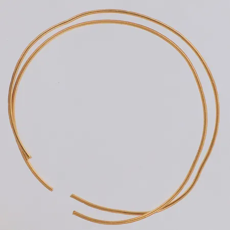 Två armringar, Ø60mm, defekta, buckliga,  21K Vikt: 11,2 g