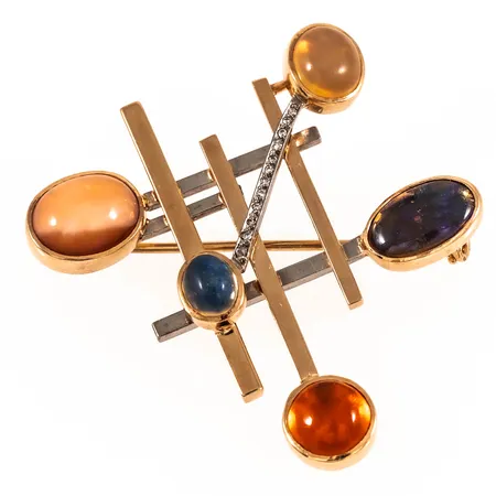 Unikt brosch med opaler och 12 x ca 0,005ct 8/8-slipade diamanter 39x40mm, 18K 9,5g. 