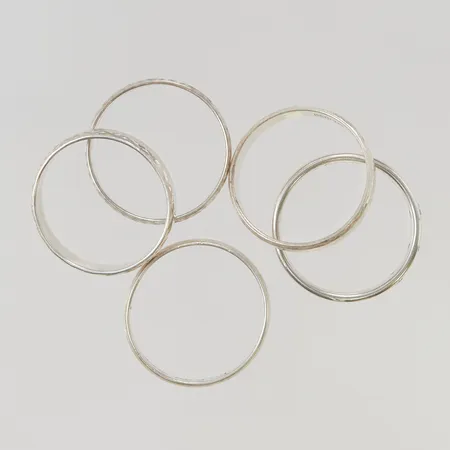 5 Ringar, gravyr 925-935/1000 Silver 11,3g.