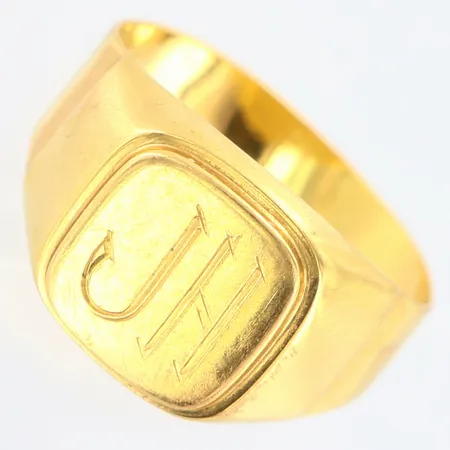 Klackring med monogram stl:17, bredd: 3-11mm, ihålig, 18K Vikt: 3,3 g