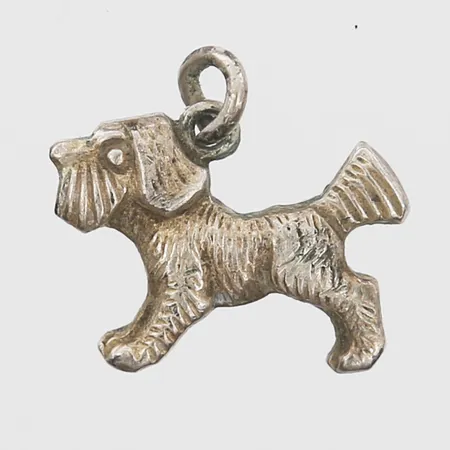 Hänge hund längd 13mm höjd 13mm, 830/1000 Silver. Vikt: 1 g