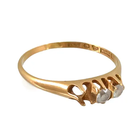 Ring i 18K guld, defekt Vikt: 1,6 g