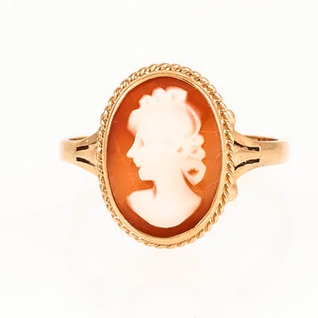Ring med kamé stl:18 bredd 1,8-15,5mm, 18K 3,6g.
