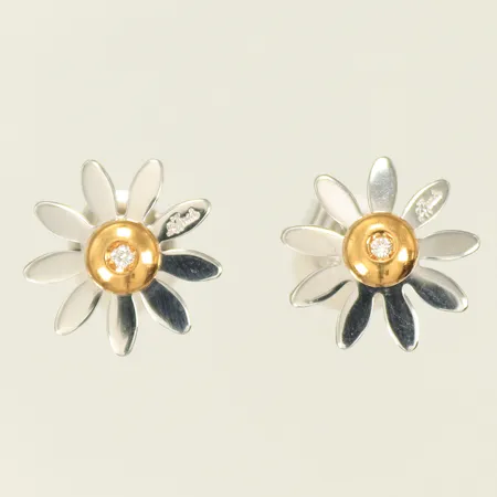 Ett par örhängen blommor tvåfärgade med vita stenar, Ø11,5mm 18K Vikt: 1,6 g