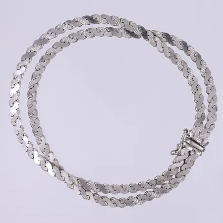 Armband längd 19cm bredd 6mm kistlås silver 925/1000 Vikt: 17,5 g