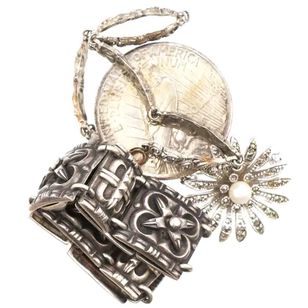 Diverse silversmycken, defekter/stenar, 830-925/1000 silver Vikt: 101,7 g