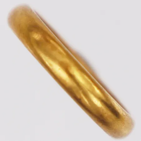 Ring slät stl:17¾ bredd 3,6mm, gravyr, 23K Vikt: 5,8 g