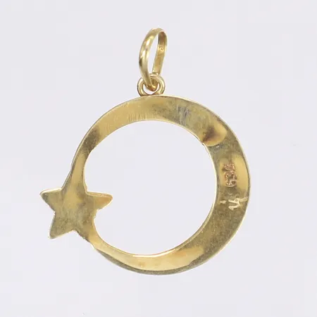 Hänge i form av måne med stjärna Ø18mm ojämnt i formen 14K Vikt: 0,8 g
