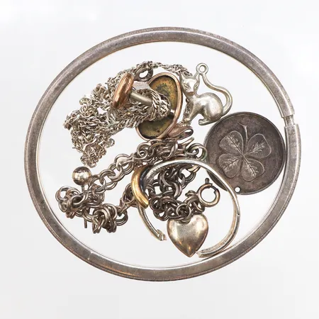 Diverse silversmycken, defekter/gravyrer, 830-925/1000 silver Vikt: 36,6 g