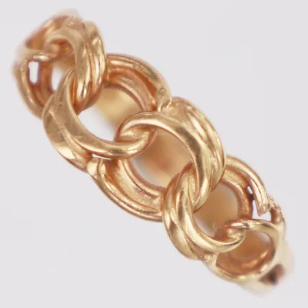 Ring Bismarck stl:19½ bredd 2,8-7,8mm, 18K  Vikt: 3,8 g