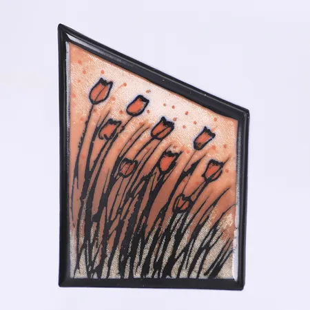 Brosch Arabia med blommönster 6x4cm keramik