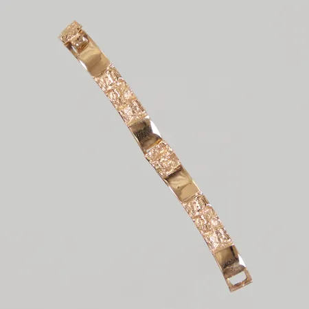 Guldbit, del av collier, 4cm, bredd 4mm, ostämplad 18K Vikt: 1,7 g