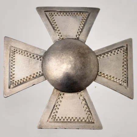 Brosch 39,4x39,5mm, 830/1000 silver, 5,87g.