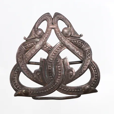 Brosch, fornnordiskt motiv, 50x50mm, 830/1000 silver Vikt: 16,5 g