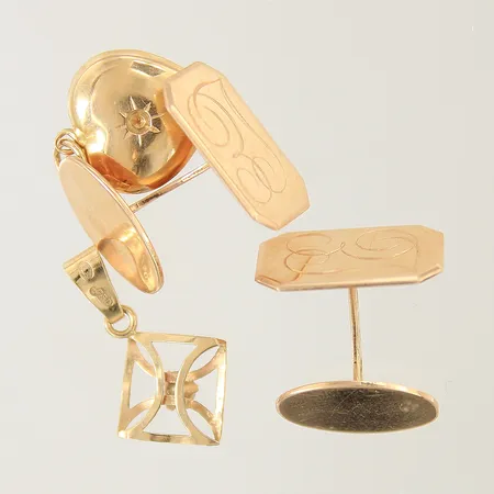 Diverse guldsmycken buckliga, saknar sten gravyr 18K Vikt: 12,8 g