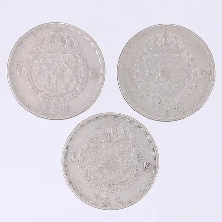 3 Mynt enkronor Sverige 1942, 1945, 1949, Ø25mm slitage silver 400/1000 Vikt: 20,9 g