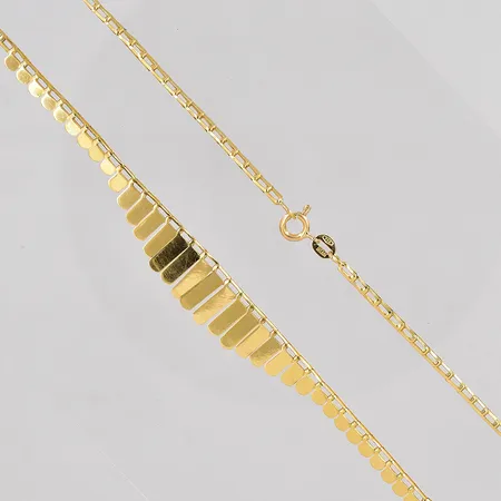 Collier längd 43cm bredd 2,2-11mm 18K Vikt: 7,4 g