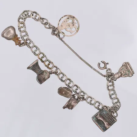 Armband Bismarck längd 17,5cm bredd 5,3mm 6 berlocker säkerhetskedja, defekt lås, 830/1000 silver  Vikt: 13,4 g