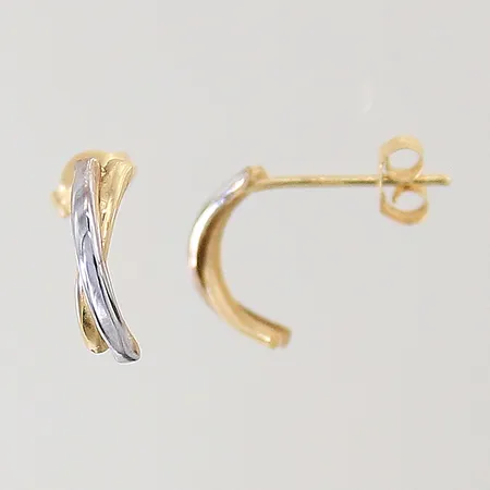 Örhängen 10x3mm delivis vitguld ena örhänget något skevt 18K Vikt: 0,5 g