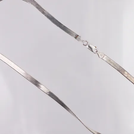 Collier längd ca 45cm bredd 5mm, 925/1000 silver Vikt: 15,3 g
