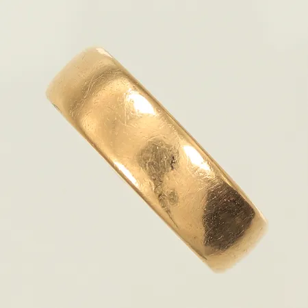 Ring stl 20 bredd 7mm, graverad, 18K 14,4g 