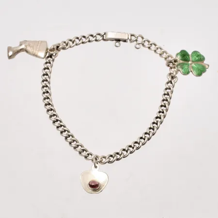Armband 18cm Pansar, bredd 4mm, 3st berlocker, silver 830/1000, 10,02g.