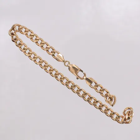 Armband Pansar, längd 18,5cm bredd 5,1mm, av på mitten. 18K  Vikt: 5,9 g