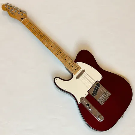 Elgitarr Fender Telecaster för vänsterhänta MZ4079624, made in Mexico, tejprester på baksidan, mjukt fodral, inga tillbehör  Vikt: 0 g Skickas med postpaket.