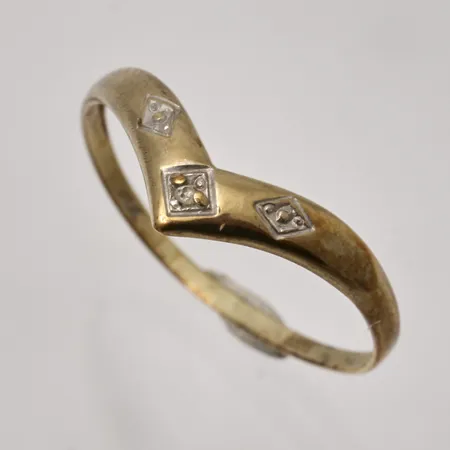 Ring defekt 9K, 0,67g.